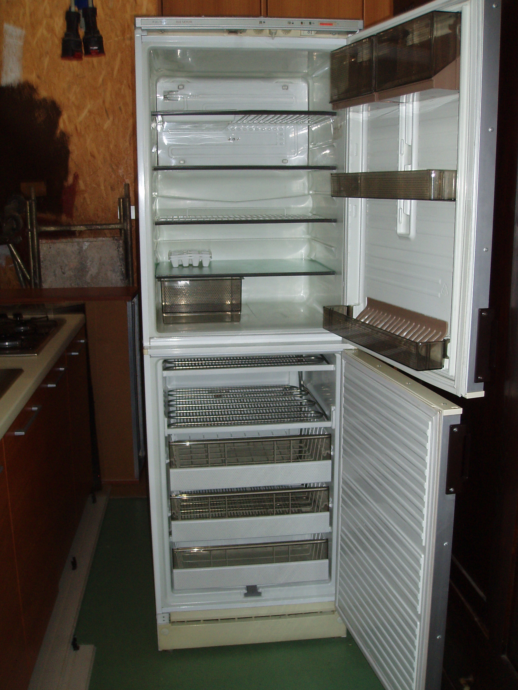 frigorifero zoppas – Il Tendone solidale mercatino dell' usato